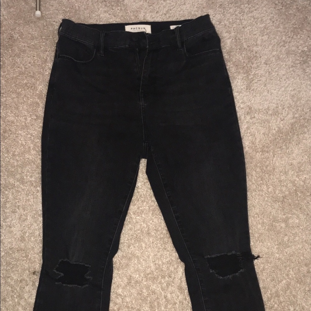 black high waisted jeans
